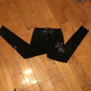 black floral skinny jeans